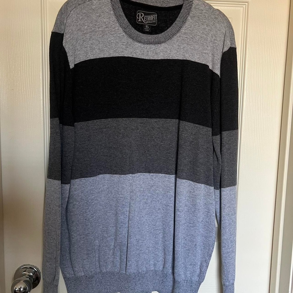 RetroFit grey striped